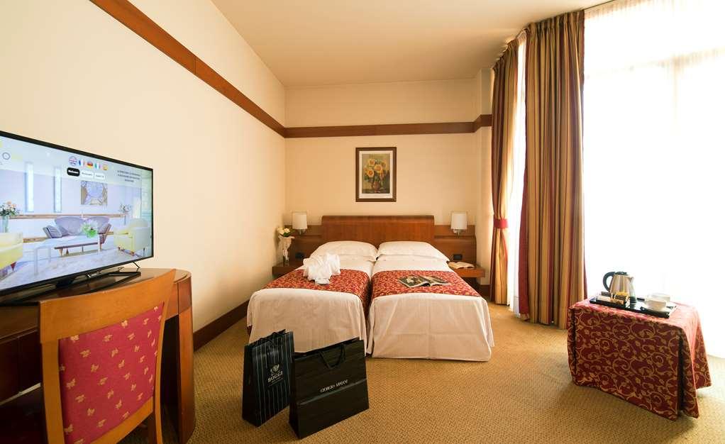 Hotel Milano Re - 시니셀로발사모 객실 사진