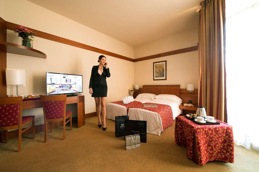 Hotel Milano Re - 시니셀로발사모 객실 사진